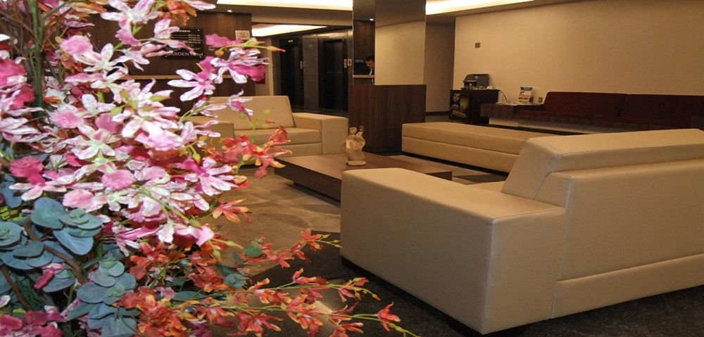 Oft Garden Hotel 戈亚尼亚 外观 照片